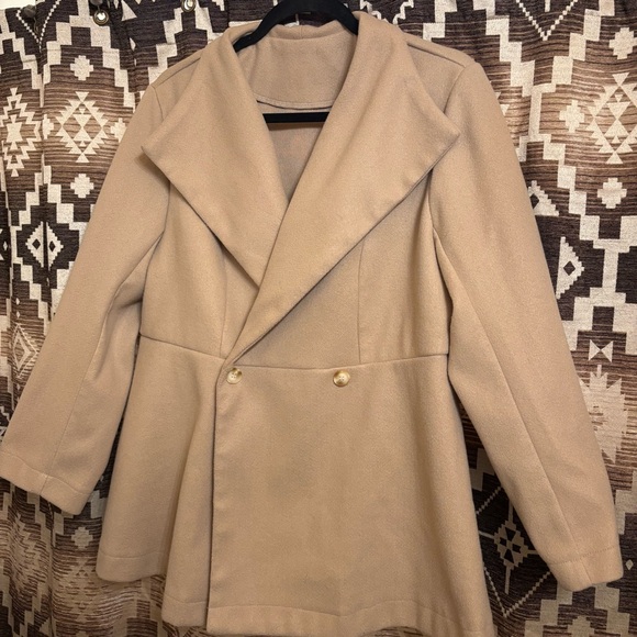 Women’s SHEIN Peacoat, Buttons, Tan, Size 0XL - Picture 4 of 6